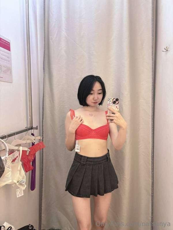 I'm looking for new lingerie, and the choice is so huge that..