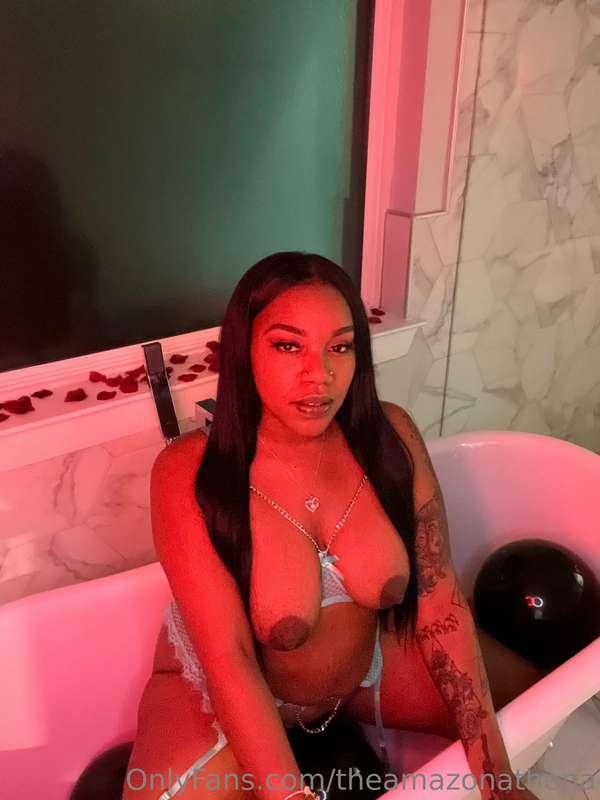 theamazonathena image #0