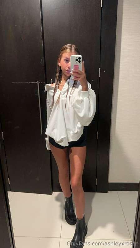 just meeee again