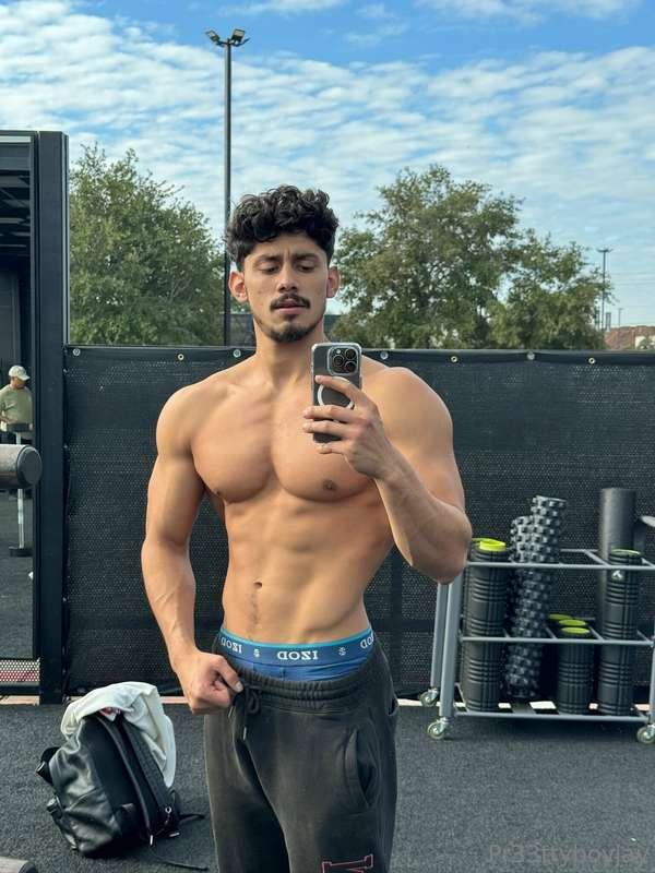 Hey, check out my bro! Try it for free trail. 🆓  @josuefit h..