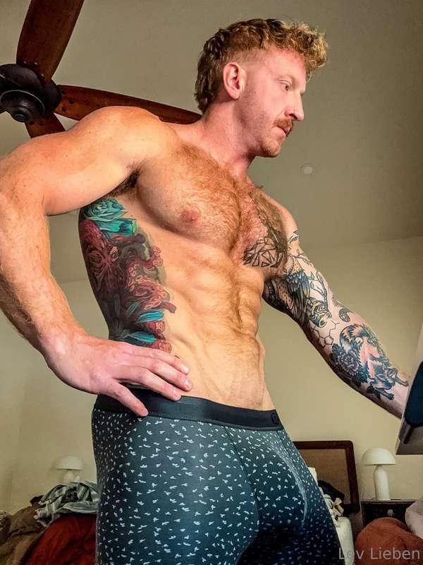 You like what you see, don’t you? 😈