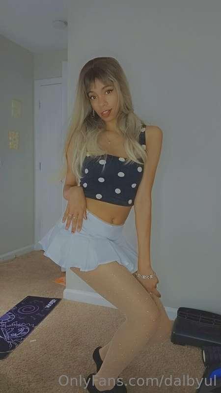 Polka dots are always fun~ 
Got a new mini skirt, how do you..