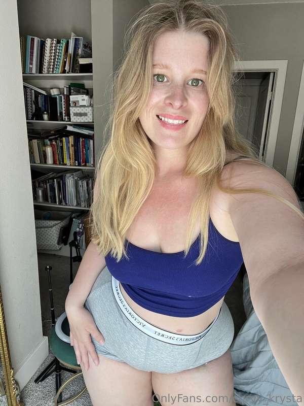 curvy_krysta main image