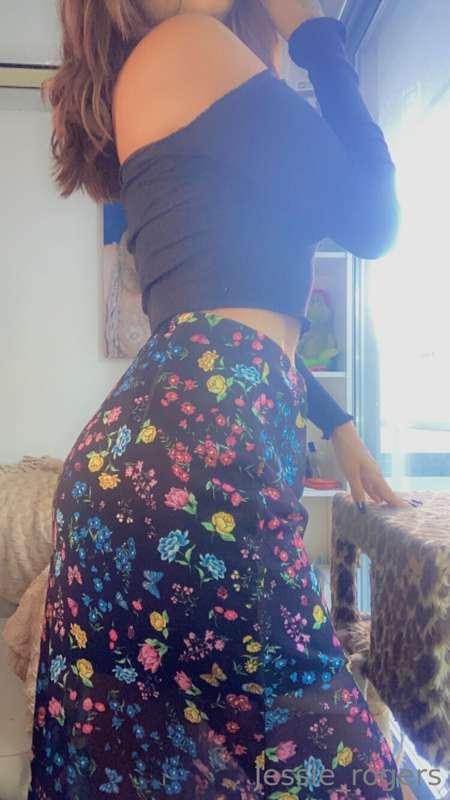 I'll tell u😏 that under the skirt I'm not wearing panties🥵