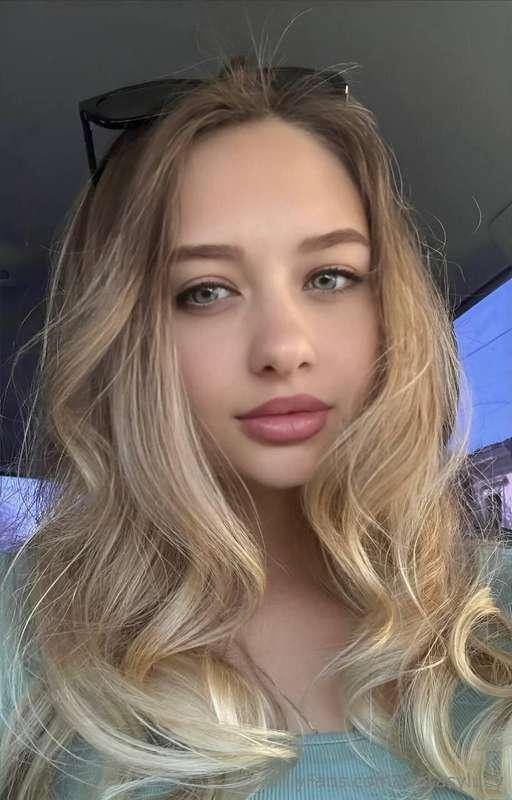 🔥FREE SUBSCRIPTION🔥 this sweetie @nnut_ella will bring you t..