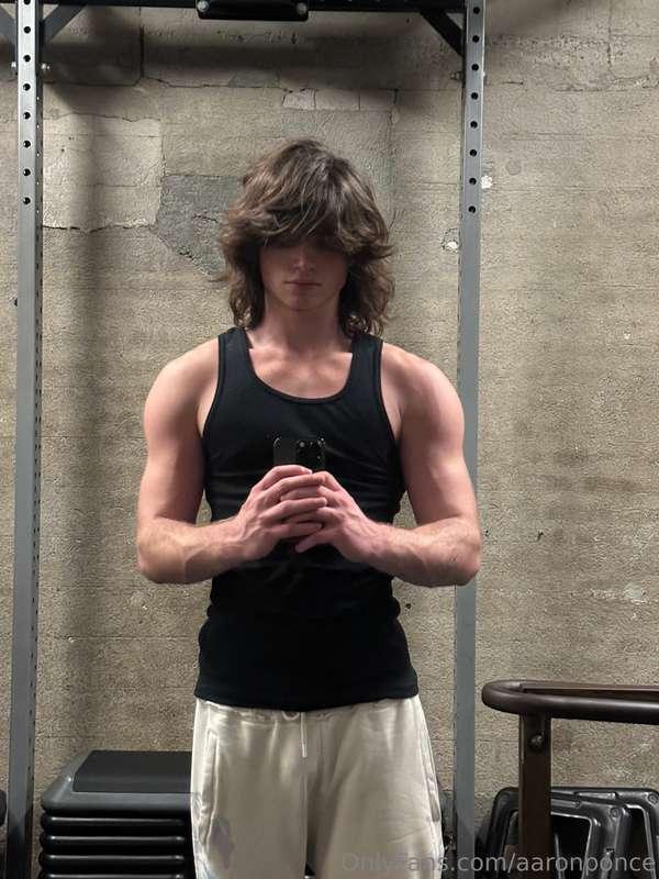 wanna play a game with me? 👀