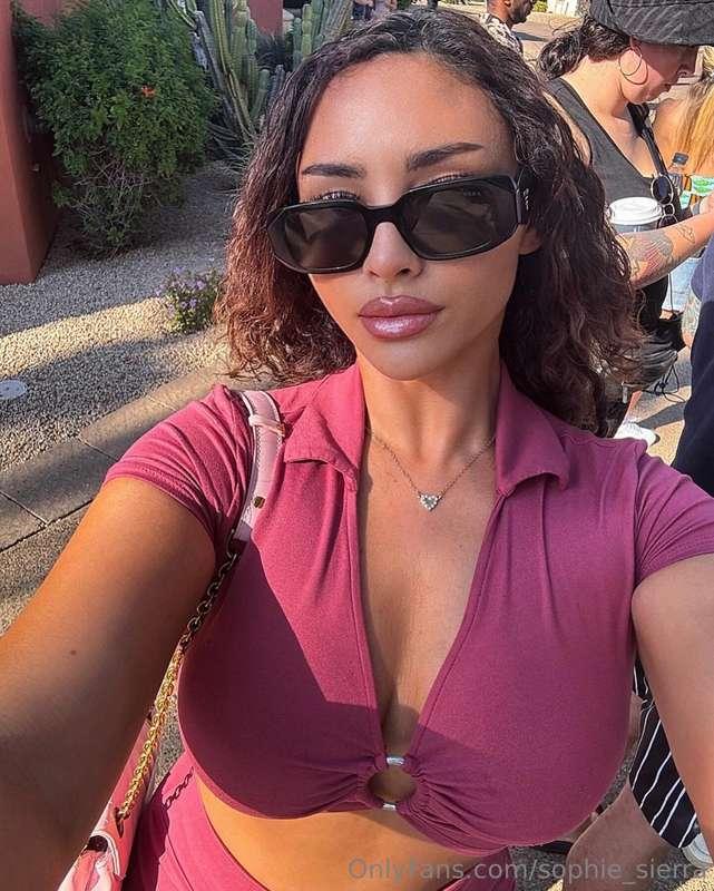 Future so bright...finish the sentence 🕶️💖 (best one gets a ..