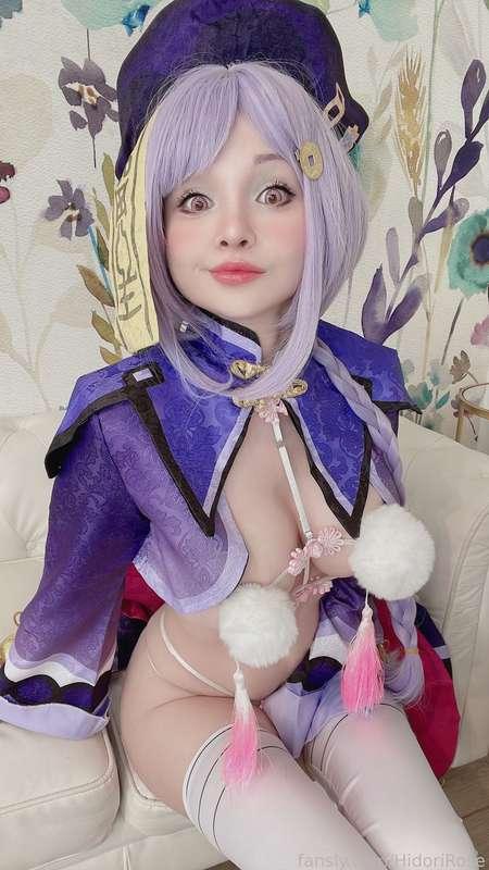 Any Genshin fans around here ? 

#genshinimpact
#qiqiq
#cosplay
#cosplaygirl