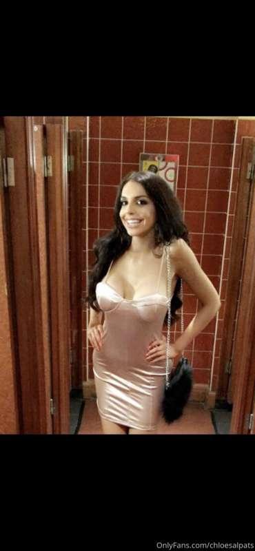 She a party gal 🎉 💦💕