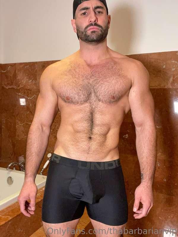 Good shape and i'm not talking about my upper body😈