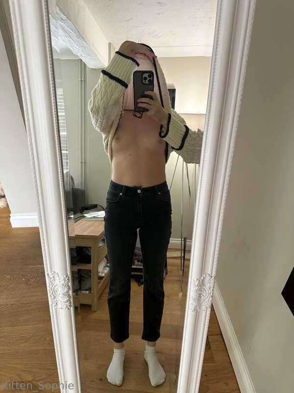 these aren’t the jeans i’m gonna film the jeans content in b..