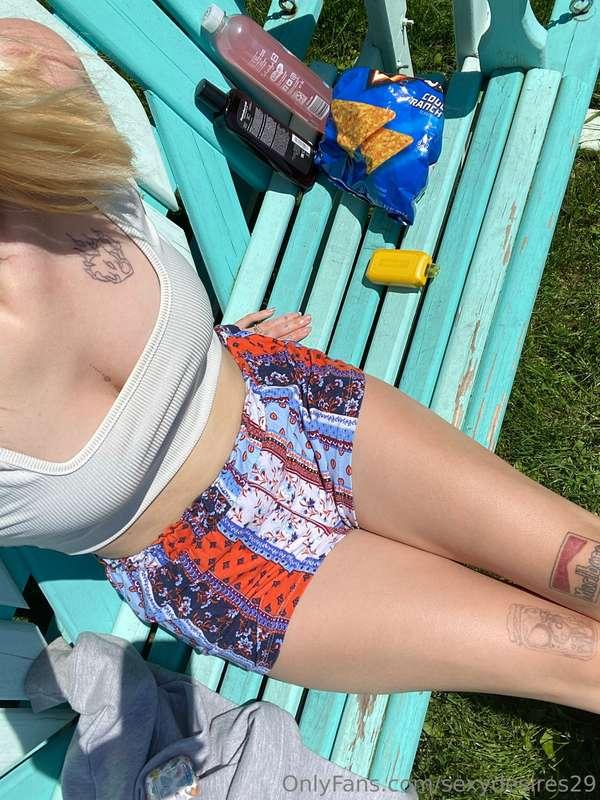 Getting my summer tan going. Someone should help me put sun ..