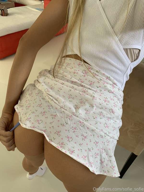 sofie_mills image #2