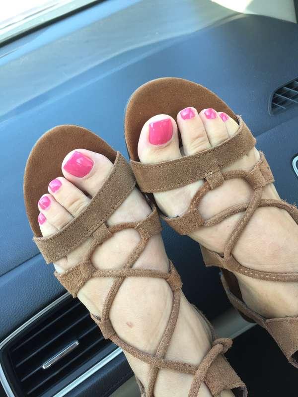 For my feet lovers ... #feetpics