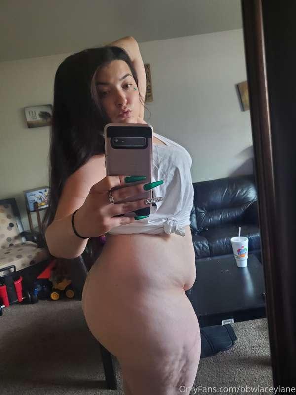 It's my 23rd birthday! 
$laceylane317 I'm going to the casin..