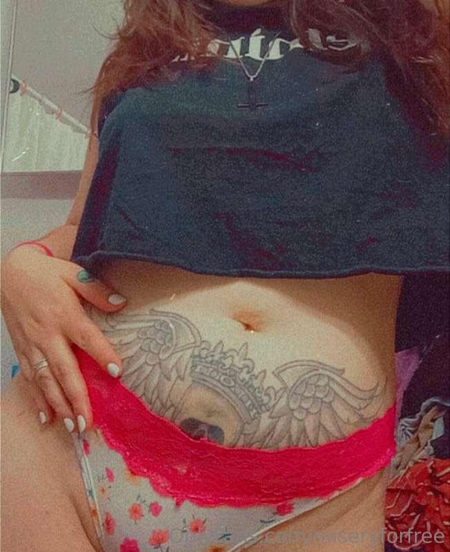 Come check out my uncensored content 🥵
@miserylovesyourcompa..