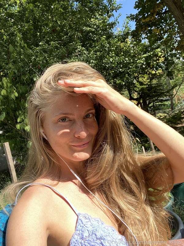 cayenne_klein_ image #6