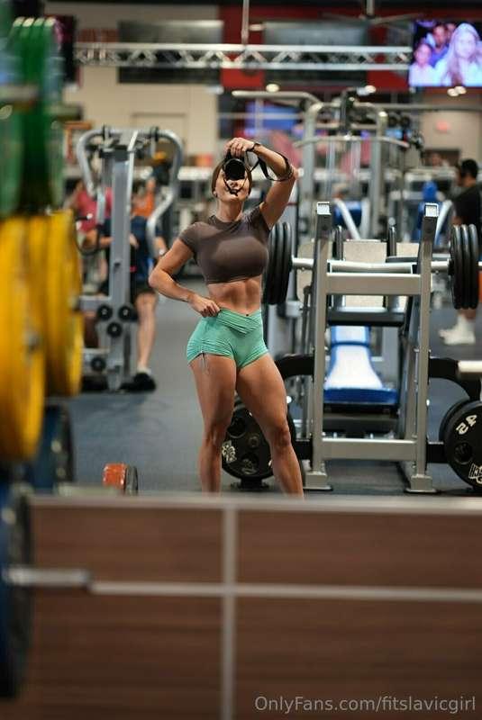 cardio session with me at home😍?