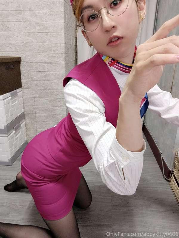 It's my dream to be flight attendant 
I hope I am a real gir..