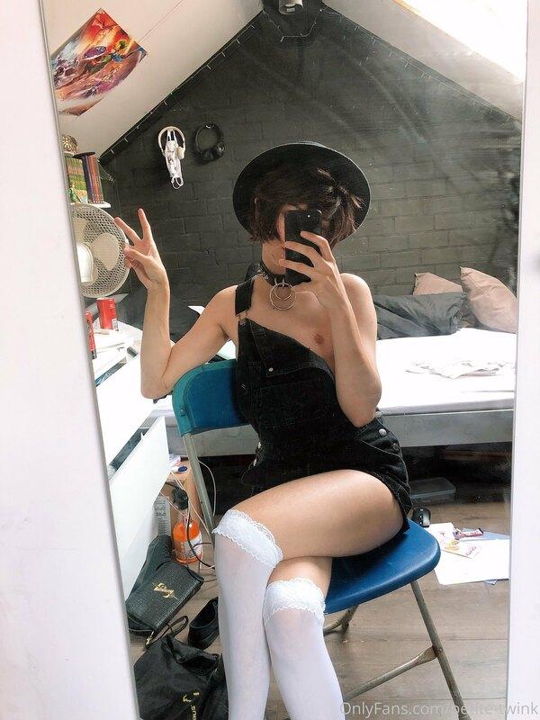 So I fell in love with Lölita fashion,,, watch me get a fril..
