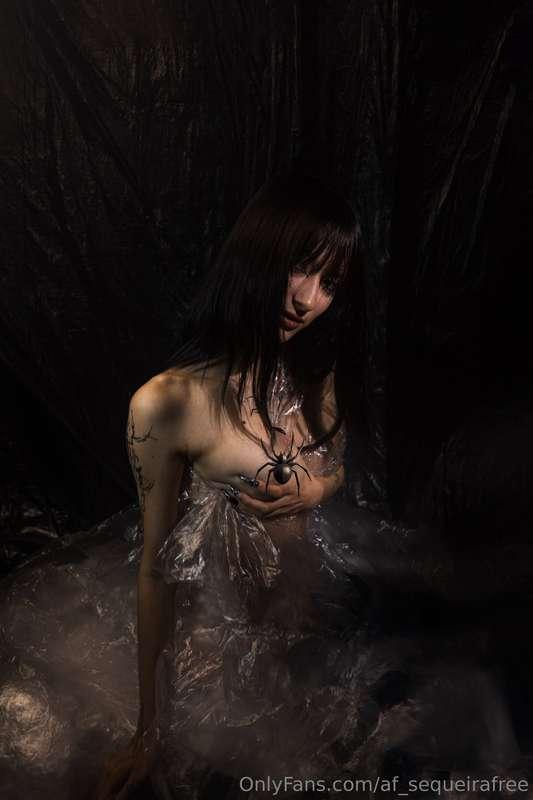 Dark Vaccum with @gelygelato  Let’s try again 🫠 pack 1