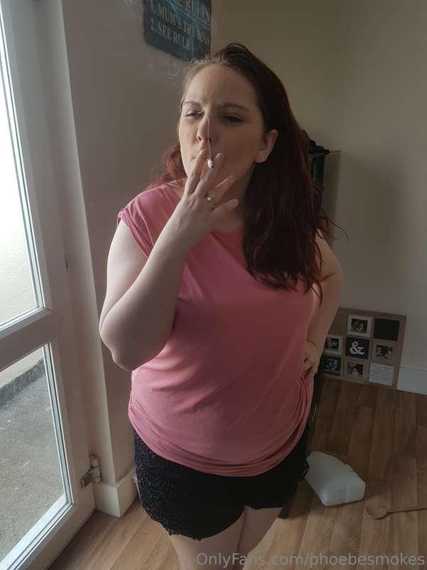 phoebesmokes image #5