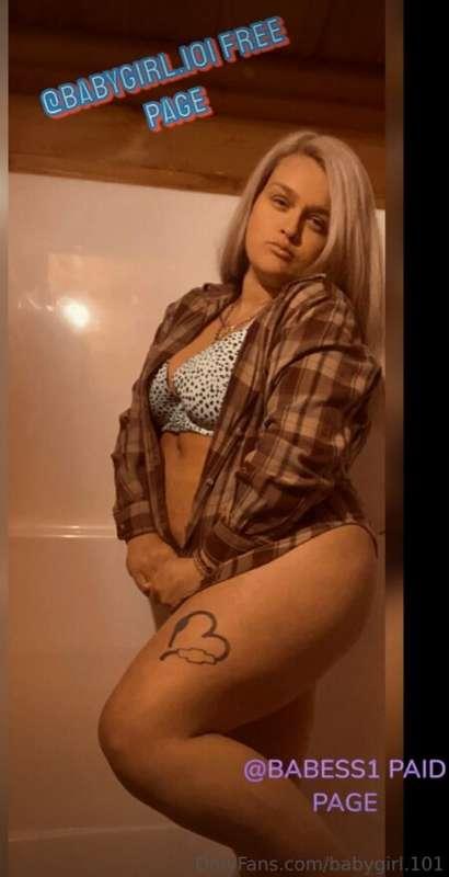 Solo Contest @babygirl.101

50 Votes = Gold Membership 🥇
100..