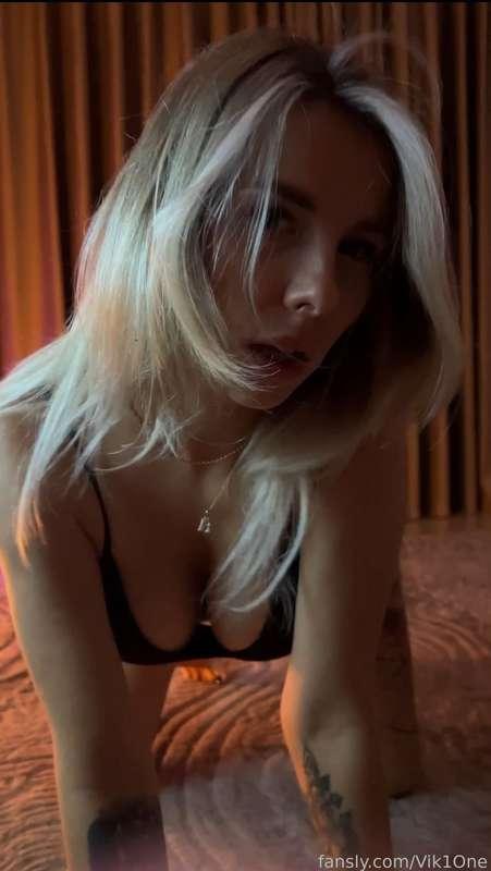 My first challenge 💖💕
My very sexy dancing and teasing 🤗💝💝
Try not to CUM for that 5 sexy minutes 💋😘👄💓

#vik1one #tease #teasing #bigtits #bigass #lingerie #panty #challenge #trynottocum #free #vid #video #tattoo #bed
