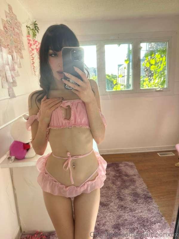 I wanna know your craziest sex dream! 😝 Tell me in the comme..