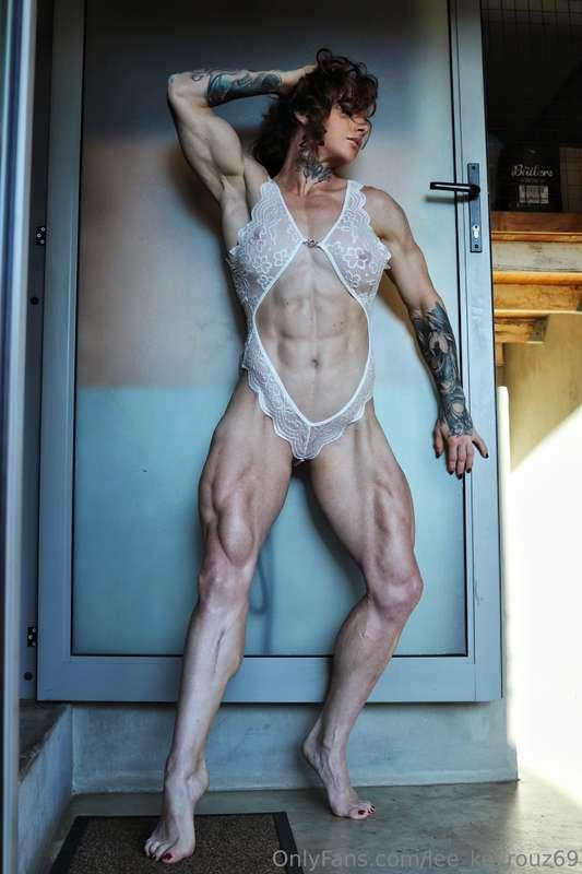 Get that cock out and give me your biggest load. I want to s..