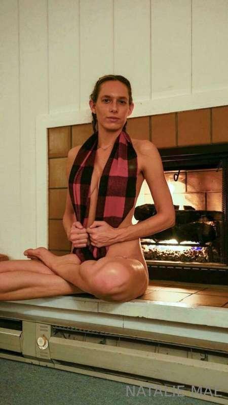 Come stay warm with me! more waiting in the DMs Xx