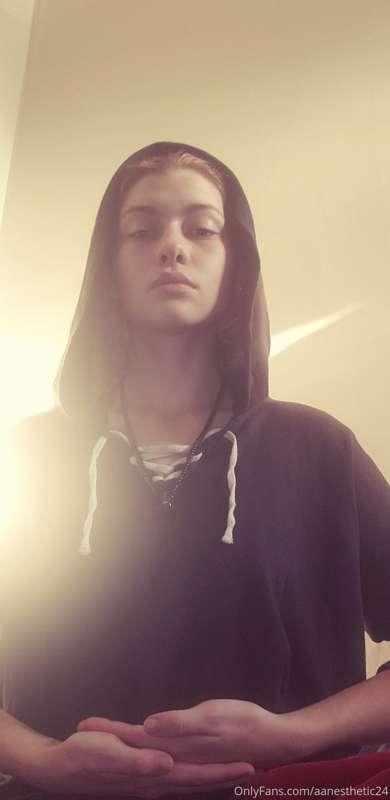 aanesthetic24 image #1