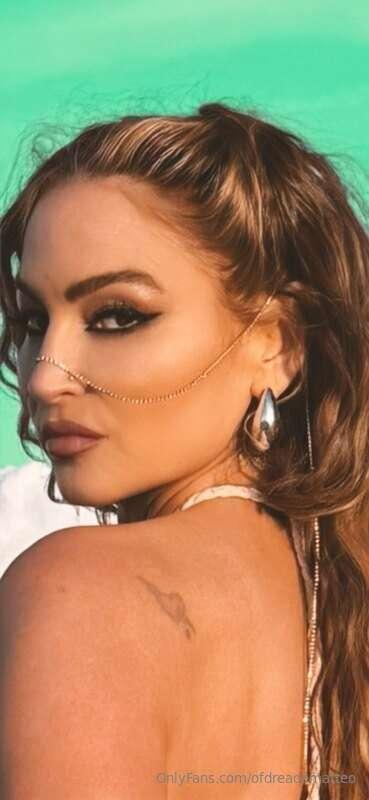 👀