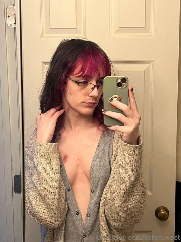 new hair!! same horny bitch!!