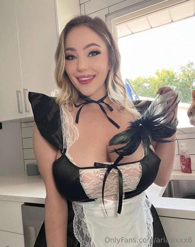 What would you do if I were your maid? 😈💋I wait for your ans..