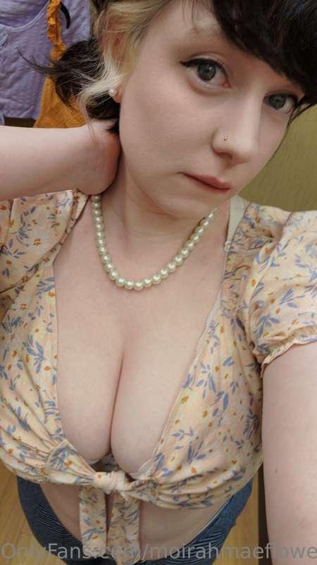 Come play dress up with me in the dressing room ❤️