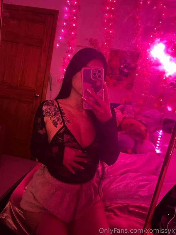 Obsessed with this shirt 🥰 tip me $50 and get a surprise in ..