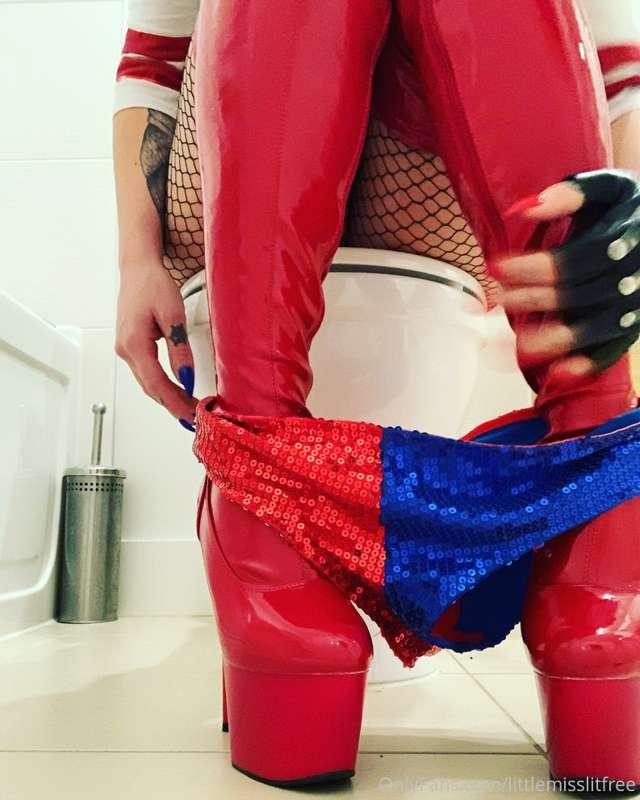 who wanna see more harley quinn??😝