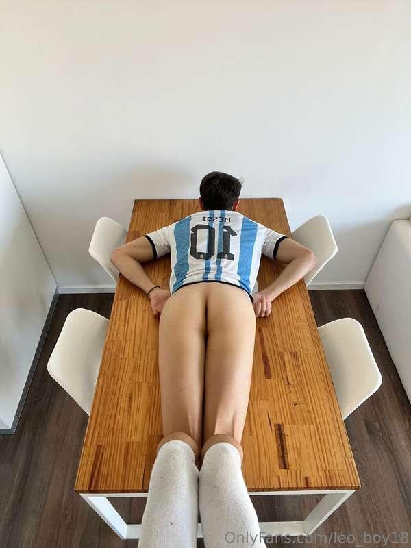 The dessert is served and what I have for u is cake☺️