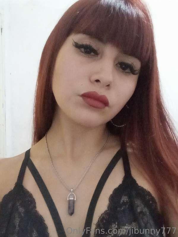 Do you like my bitch face? 😈