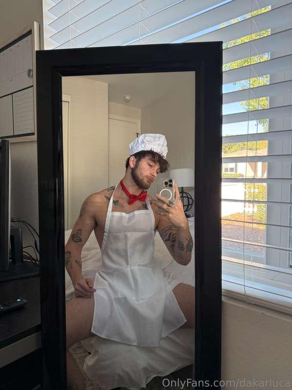 cooking up the hottest content I've ever made! If you’re hun..