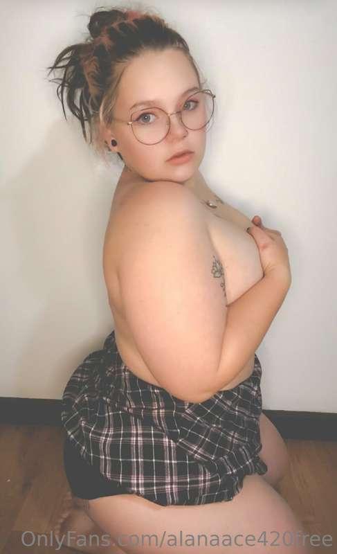Daddy’s favourite student 😍
💌 message me today for ratings a..