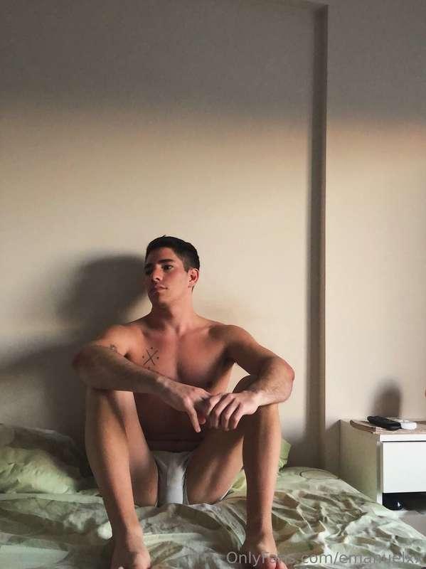 What do you think about white underwear? 🤭