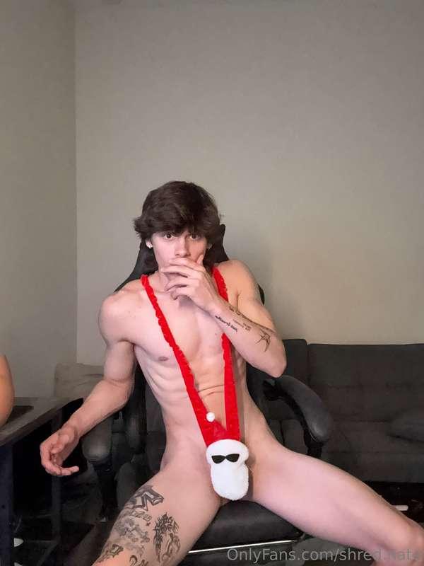 Have you gotten your Christmas presents ready yet? I did hah..