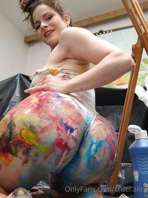 Wanna paint with me or would you give me a special paint job..