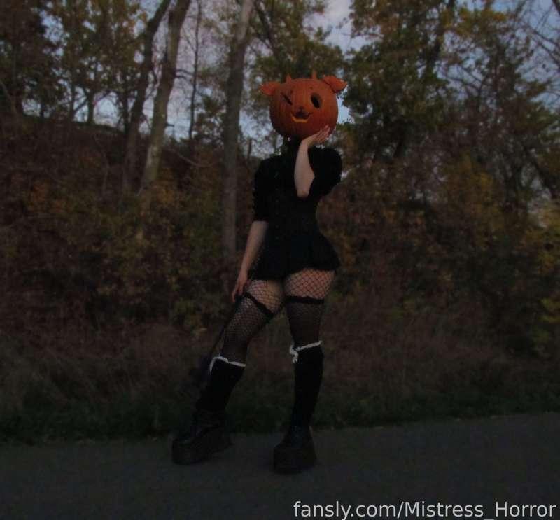 mistress_horror image #1