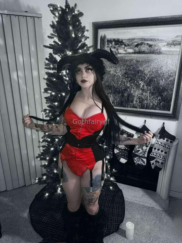 am i your favorite krampus? 🐐🎄