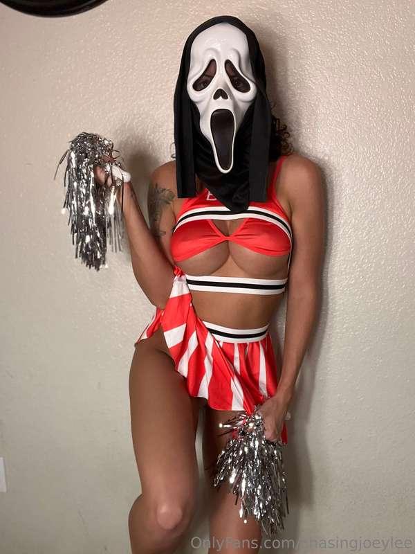 Happy Halloween! 🎃 Are you dressing up this year??