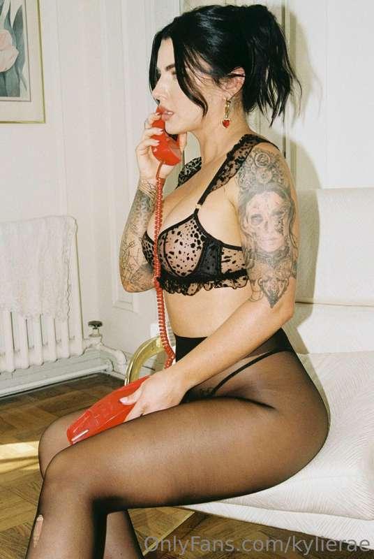 What you get when you answer my booty call ☎️💋👀