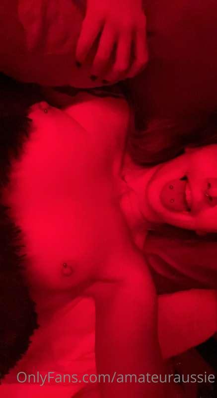 Bed time titties!